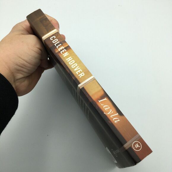 Layla by Colleen Hoover (2020, Trade Paperback) Like New book - Picture 4 of 6
